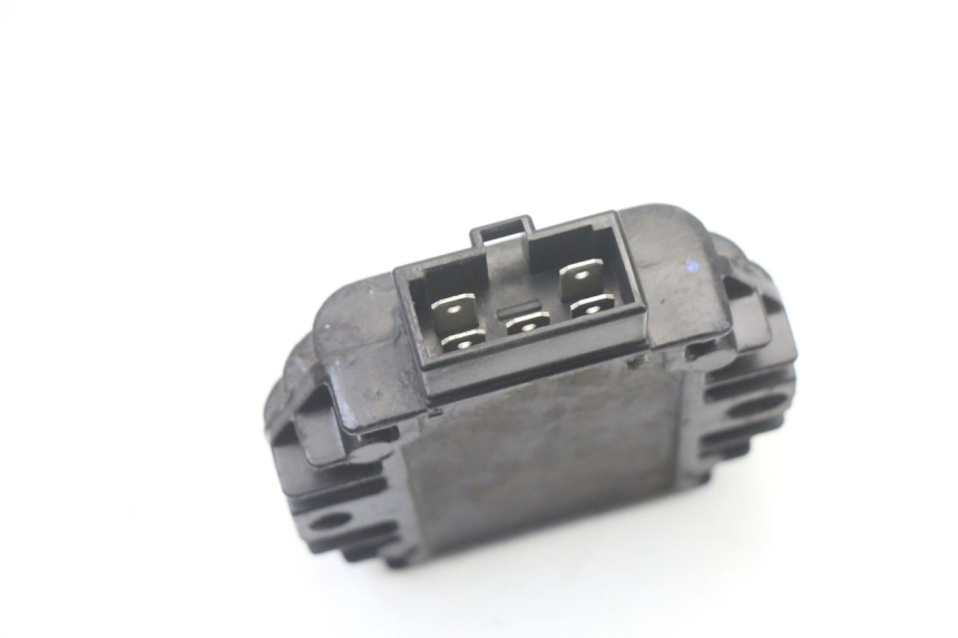 photo de LADEREGLER YAMAHA BW'S BWS 125 (2010 - 2013) - Zoom auf Gebrauchszustand