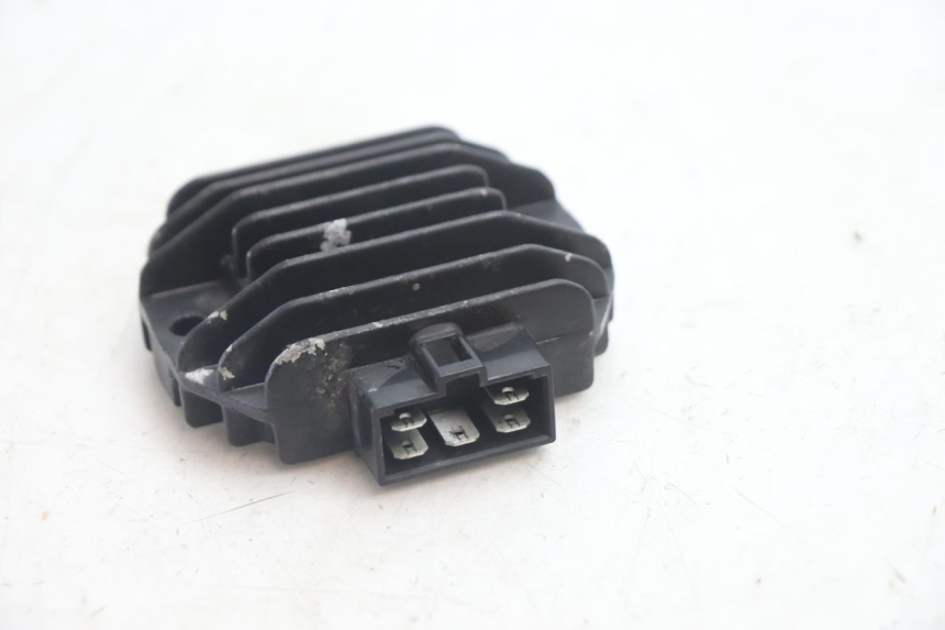 photo de LADEREGLER YAMAHA BW'S BWS 125 (2010 - 2013) - Detailansicht des Bauteils