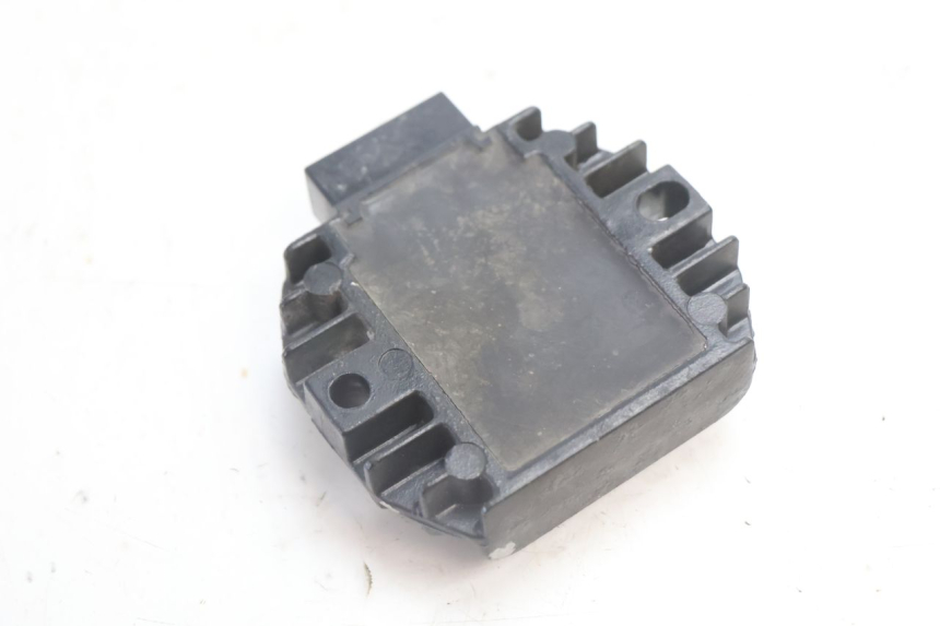 photo de LADEREGLER YAMAHA BW'S BWS 125 (2010 - 2013) - Technische Nahaufnahme