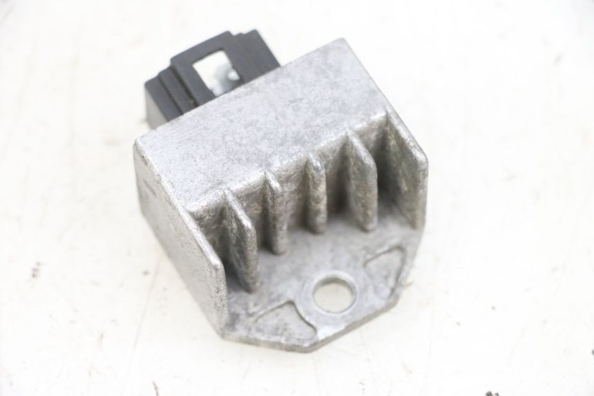 photo de LICHTMASCHINENREGLER YAMAHA BW'S EASY 50 (2013 - 2016) - Alternative Perspektive