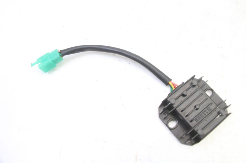 photo de SPANNUNGSREGLER ORCAL CAVARO 4T 50 (2019 - 2023) - Hauptansicht