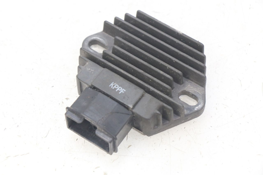 photo de REGLER LICHTMASCHINE HONDA CBR R 125 (2003 - 2006) - Hauptansicht