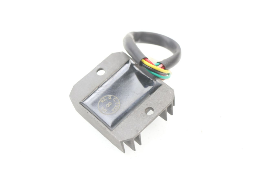 photo de REGLER LICHTMASCHINE RAZZO CITY 50 (2009 - 2014) - Detailansicht des Bauteils