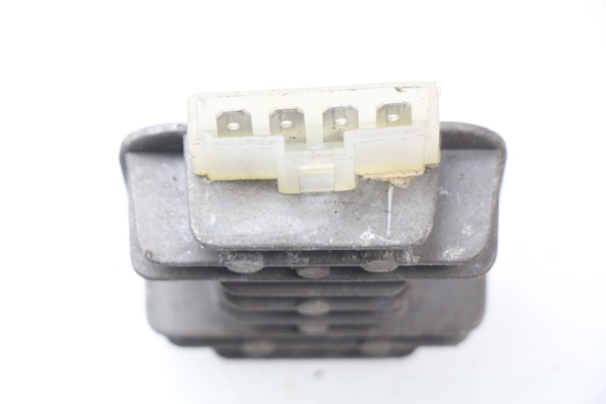 photo de REGLER LICHTMASCHINE REVATTO CITYONE 50 (2006 - 2008) - Detailansicht des Bauteils