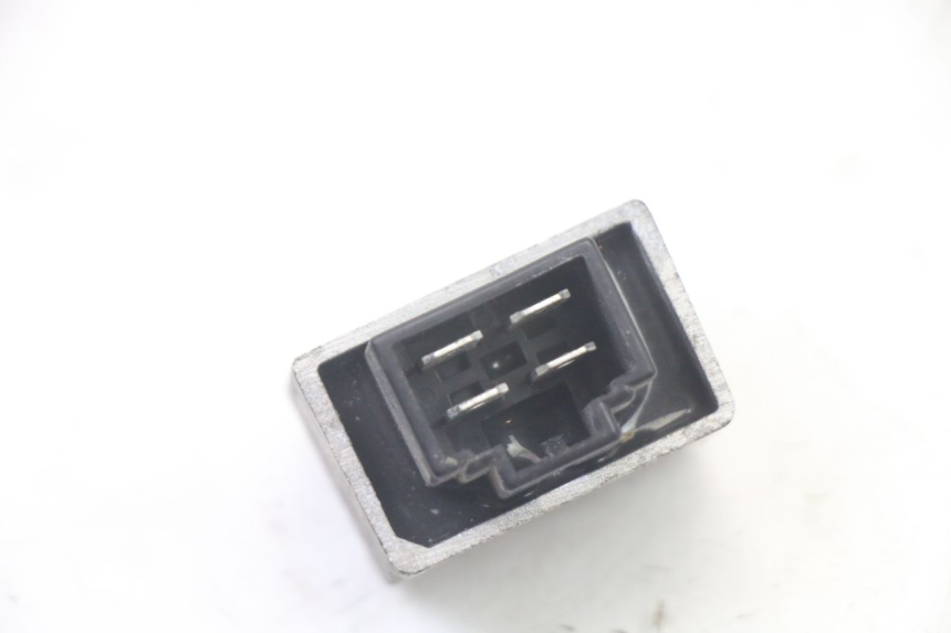 photo de SPANNUNGSREGLER PEUGEOT CITYSTAR 50 (2013 - 2017) - Zoom auf Gebrauchszustand