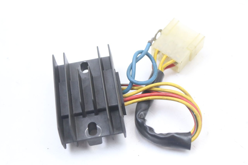 photo de REGLER LICHTMASCHINE APRILIA CLASSIC 125 (1995 - 2001) - Detailansicht des Bauteils