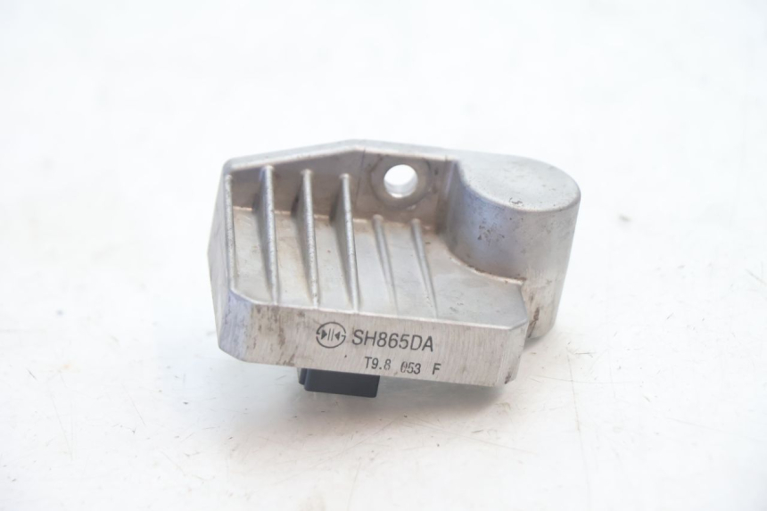 photo de REGLER LICHTMASCHINE HONDA CRF CR-F 125 (2020 - 2021) - Hauptansicht