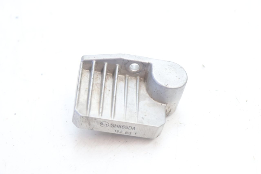 photo de REGLER LICHTMASCHINE HONDA CRF CR-F 125 (2020 - 2021) - Detailansicht des Bauteils