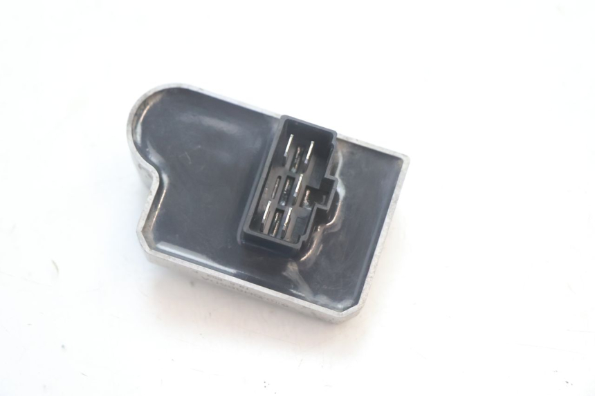 photo de REGLER LICHTMASCHINE HONDA CRF CR-F 125 (2020 - 2021) - Alternative Perspektive
