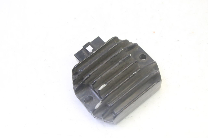 photo de LADEREGLER YAMAHA CYGNUS X INJECTION 125 (2007 - 2013) - Detailansicht des Bauteils