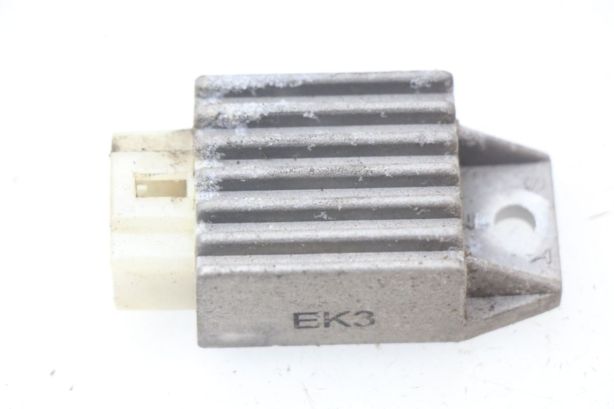 photo de REGLER LICHTMASCHINE SYM DD 50 (2005 - 2011) - Hauptansicht