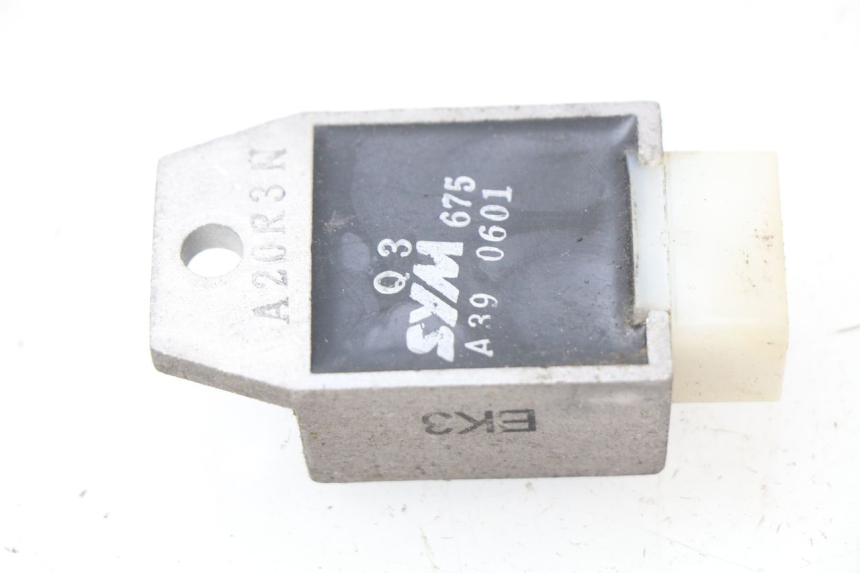 photo de REGLER LICHTMASCHINE SYM DD 50 (2005 - 2011) - Detailansicht des Bauteils