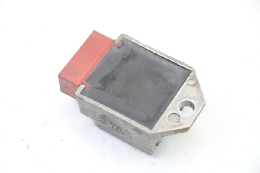 photo de REGLER LICHTMASCHINE DERBI SENDA SM DRD X-TREME 50 (2011 - 2017) - Alternative Perspektive