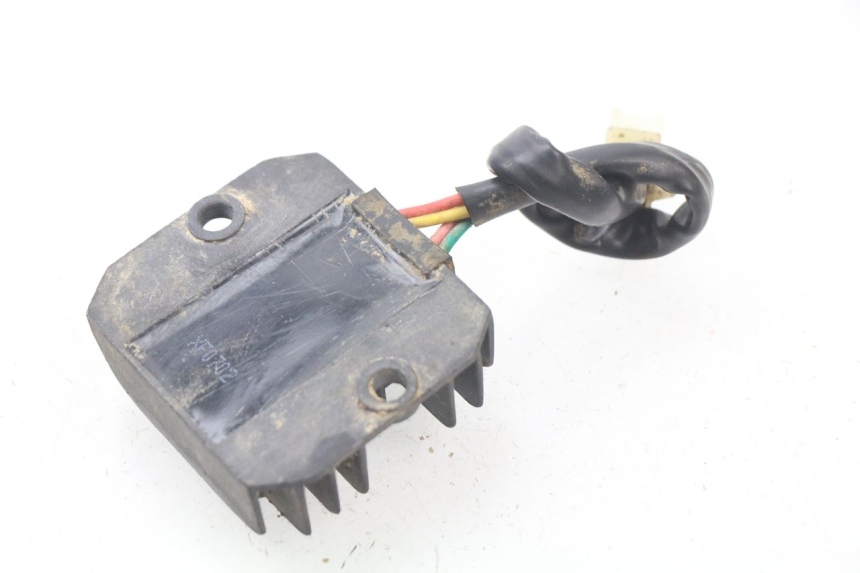 photo de REGLER LICHTMASCHINE LIFAN DIRT SKUD 200 - Detailansicht des Bauteils