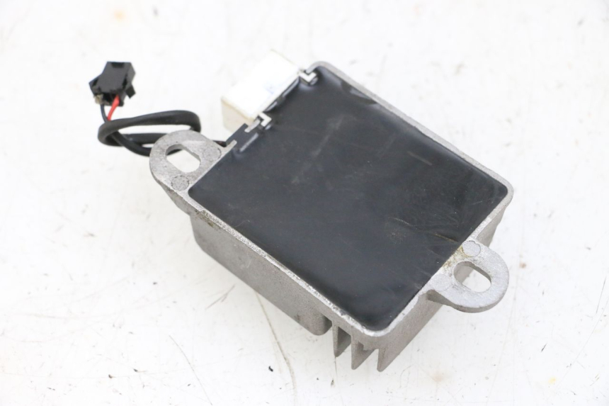 photo de REGLER LICHTMASCHINE SEGWAY NINEBOT E125S 1 (2022 - 2026) - Alternative Perspektive