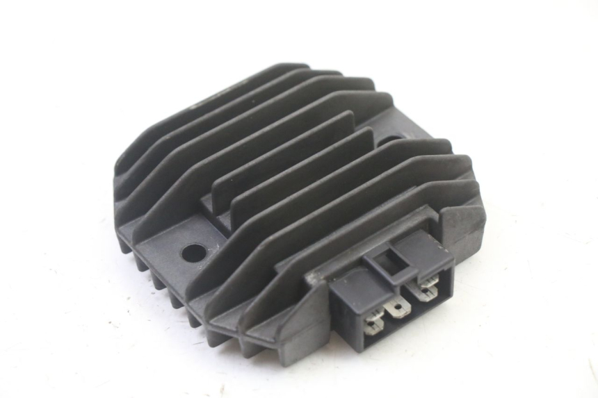 photo de REGLER LICHTMASCHINE PEUGEOT ELYSEO 125 (1999 - 2004) - Hauptansicht