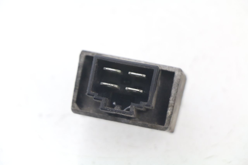 photo de LICHTMASCHINENREGLER PEUGEOT ELYSTAR 50 (2002 - 2014) - Zoom auf Gebrauchszustand