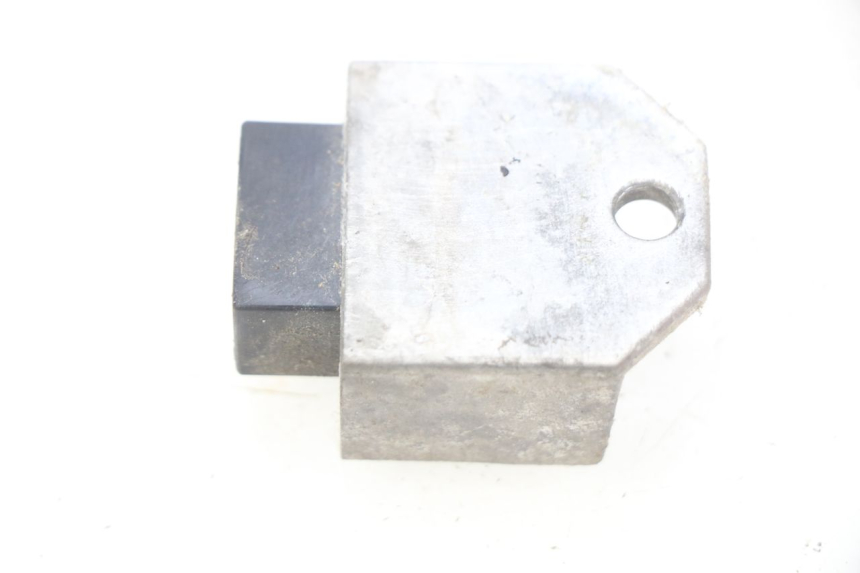 photo de LICHTMASCHINENREGLER PEUGEOT ELYSTAR 50 (2002 - 2014) - Detailansicht des Bauteils