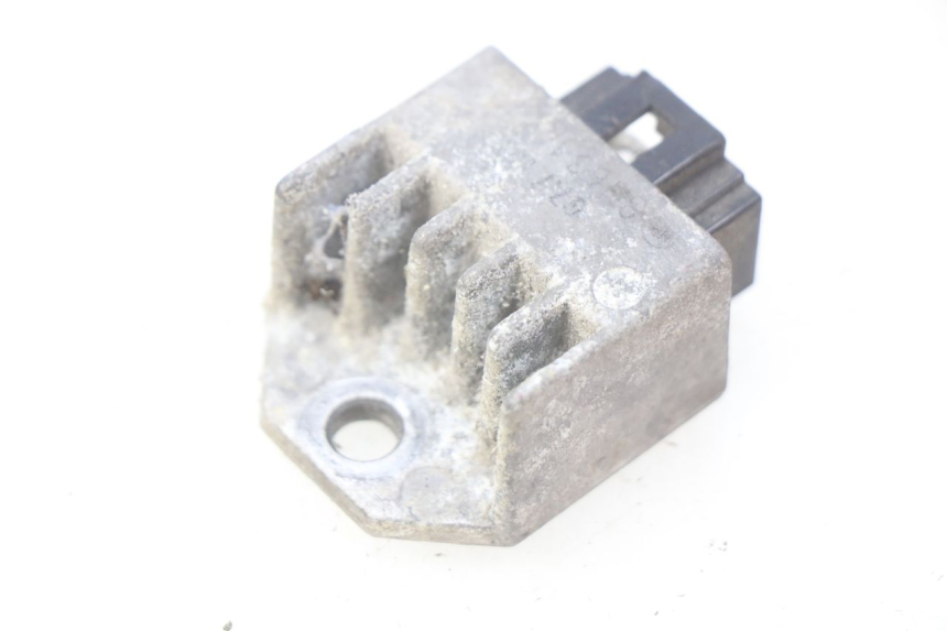 photo de LICHTMASCHINENREGLER PEUGEOT ELYSTAR 50 (2002 - 2014) - Alternative Perspektive