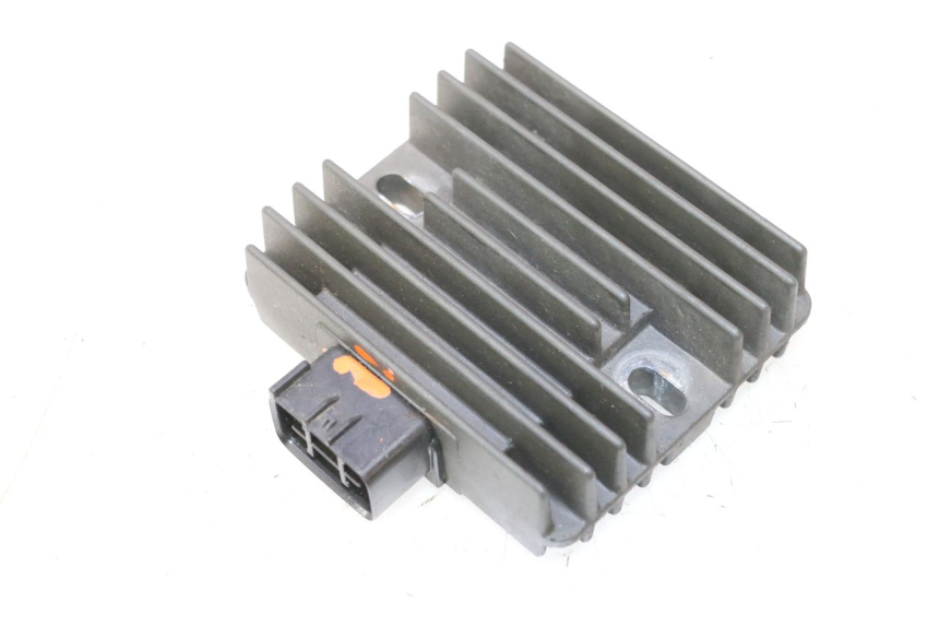 photo de REGLER LICHTMASCHINE KAWASAKI ER-6 ER6 N 650 (2005 - 2009) - Hauptansicht