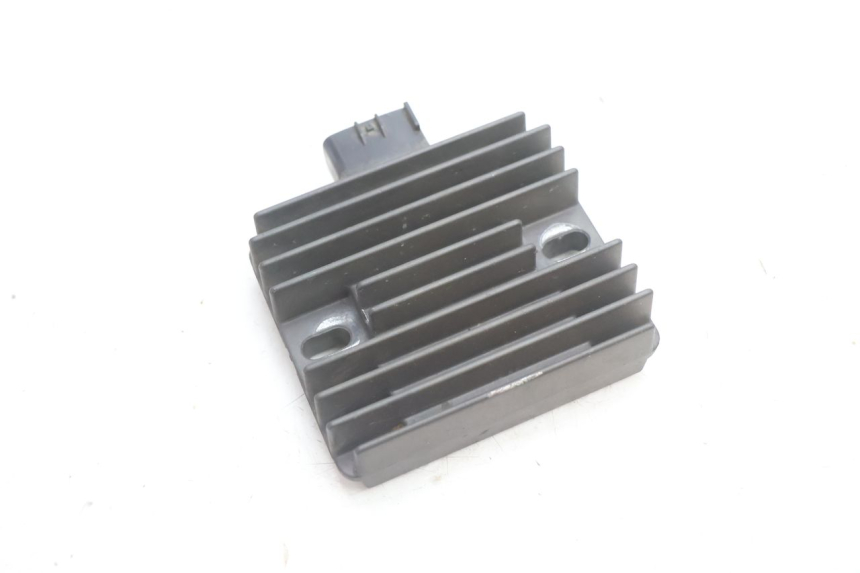 photo de REGLER LICHTMASCHINE KAWASAKI ER-6 ER6 N 650 (2005 - 2009) - Detailansicht des Bauteils
