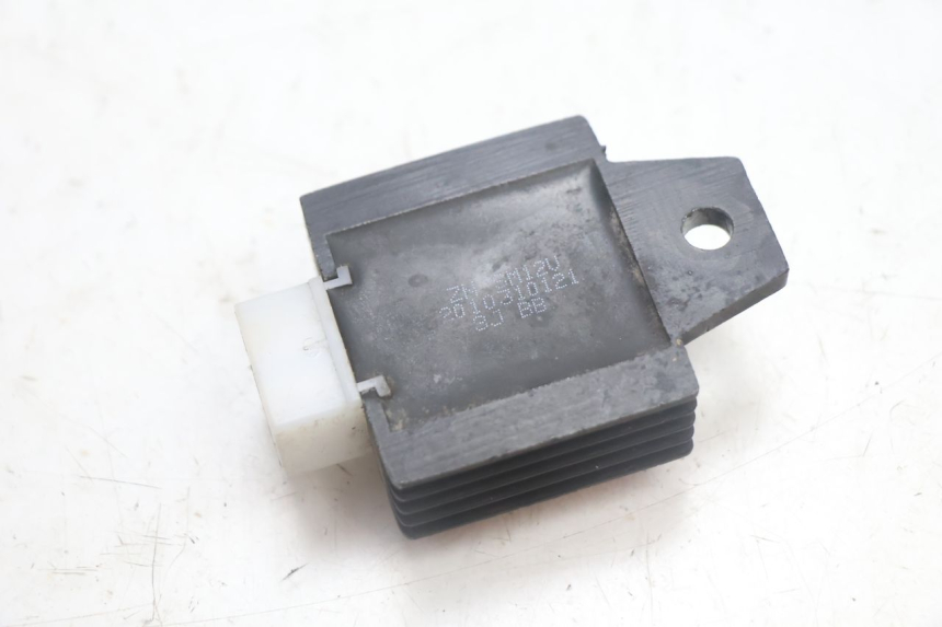 photo de SPANNUNGSREGLER JM MOTORS EVOLIS 4T 50 (2018 - 2022) - Alternative Perspektive