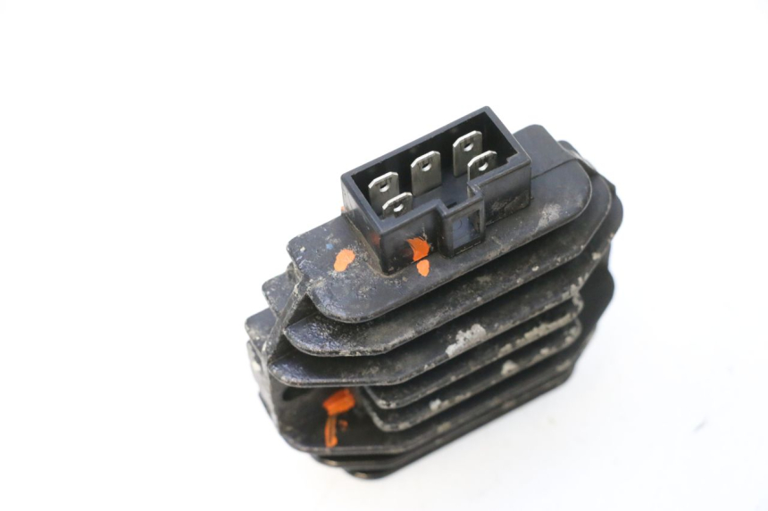 photo de LADEREGLER KEEWAY F-ACT FACT EVO 50 (2020 - 2026) - Zoom auf Gebrauchszustand