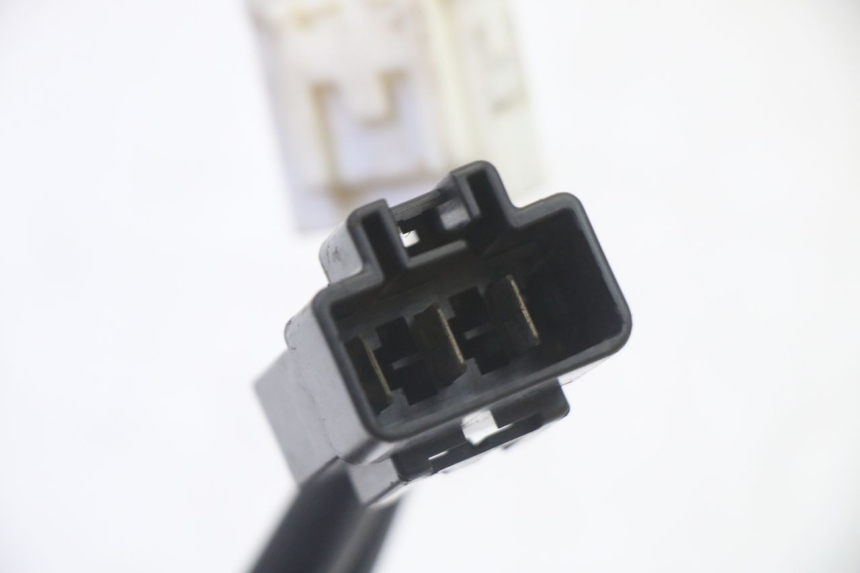 photo de LICHTMASCHINENREGLER HONDA FES S-WING SWING ABS 125 (2007 - 2015) - Technische Nahaufnahme