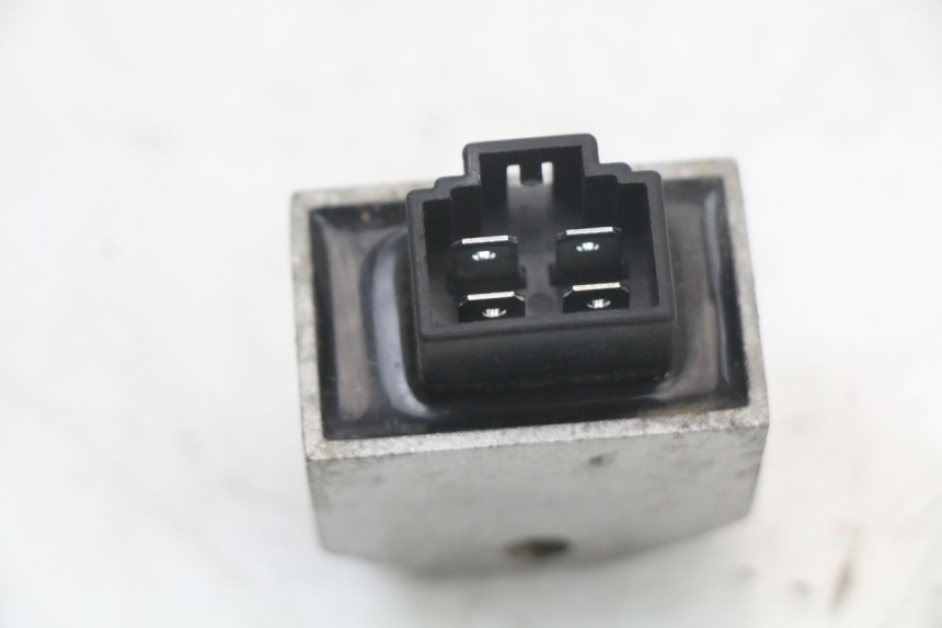 photo de LICHTMASCHINENREGLER SYM FIDDLE 2 50 (2008 - 2013) - Zoom auf Gebrauchszustand