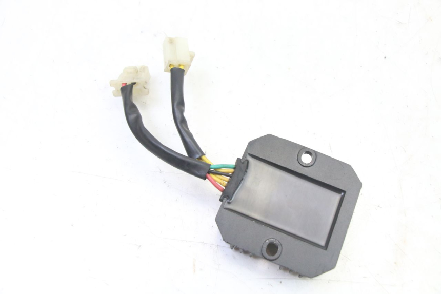 photo de LICHTMASCHINENREGLER SYM FIDDLE 3 III 125 (2014 - 2020) - Zoom auf Gebrauchszustand