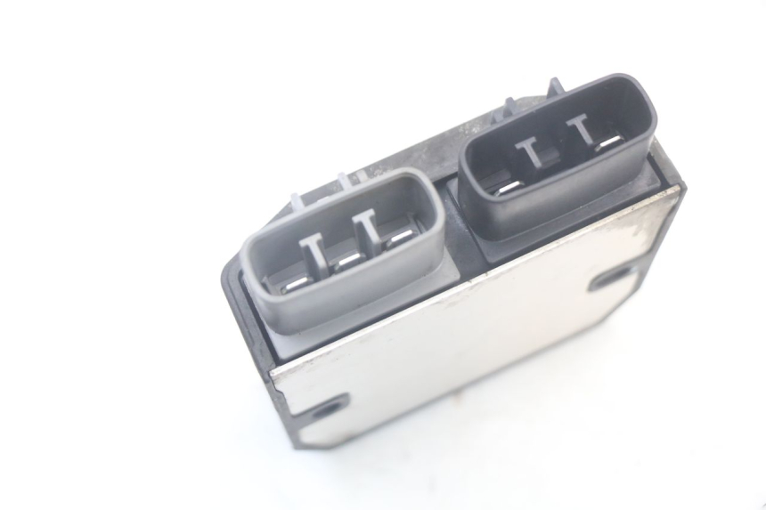 photo de LICHTMASCHINENREGLER YAMAHA FJR ABS 1300 (2006 - 2012) - Technische Nahaufnahme