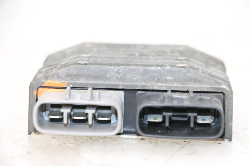 photo de LICHTMASCHINENREGLER YAMAHA FJR ABS 1300 (2006 - 2012) - Alternative Perspektive