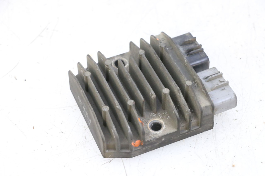 photo de LICHTMASCHINENREGLER YAMAHA FJR ABS 1300 (2006 - 2012) - Kennzeichnungen und Originalreferenzen