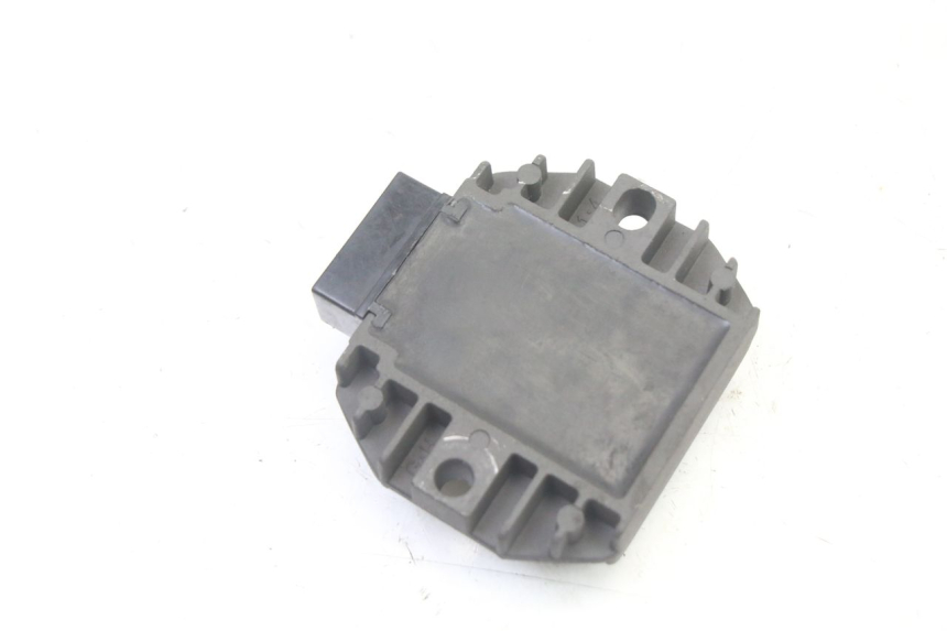 photo de REGLER LICHTMASCHINE MBK FLAME X 125 (2007 - 2016) - Alternative Perspektive