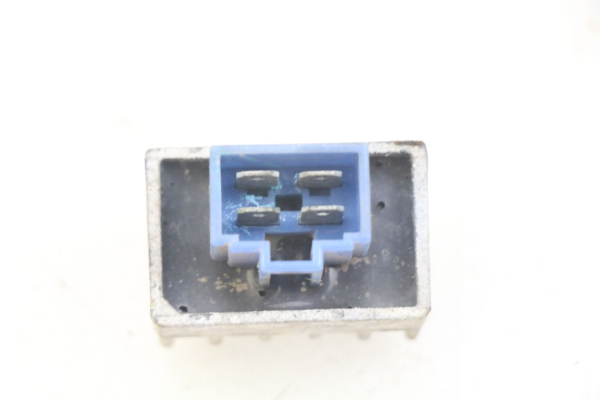 photo de SPANNUNGSREGLER MBK FLIPPER 50 (2004 - 2012) - Detailansicht des Bauteils