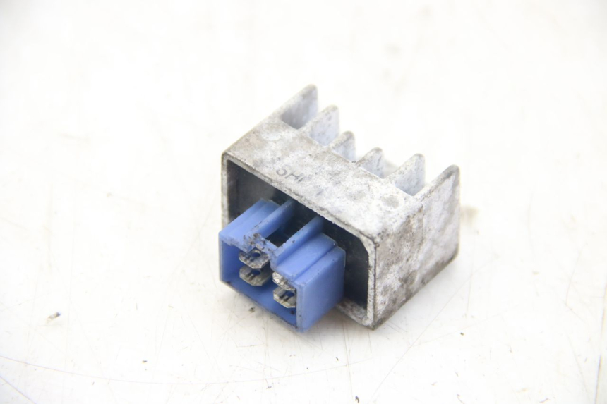 photo de SPANNUNGSREGLER MBK FLIPPER 50 (2004 - 2012) - Detailansicht des Bauteils