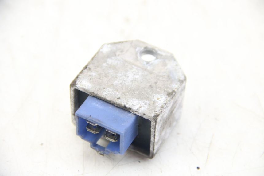 photo de SPANNUNGSREGLER MBK FLIPPER 50 (2004 - 2012) - Zoom auf Gebrauchszustand