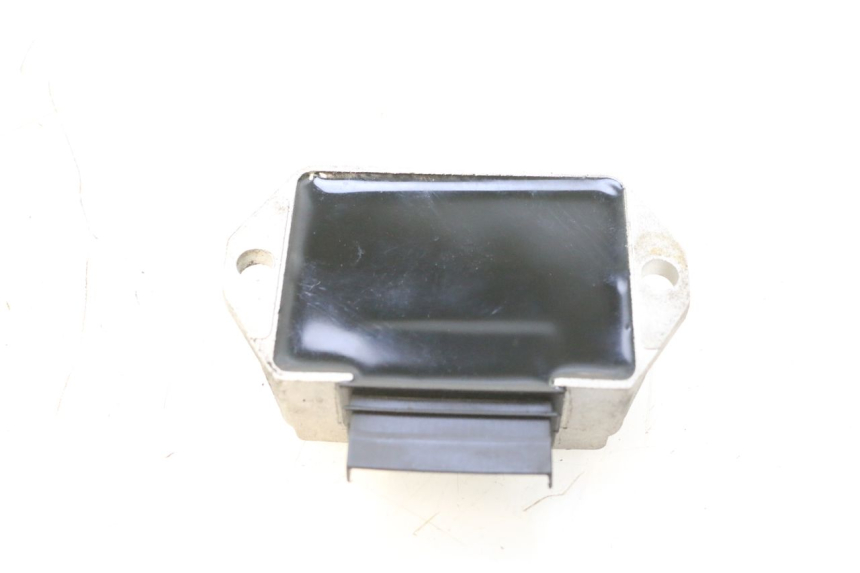 photo de LICHTMASCHINENREGLER PIAGGIO FLY 2T 50 (2004 - 2017) - Alternative Perspektive