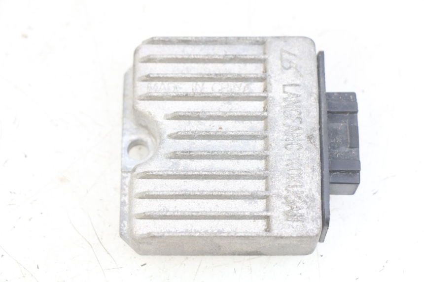 photo de LADEREGLER PIAGGIO FLY 4T 50 (2013 - 2017) - Hauptansicht