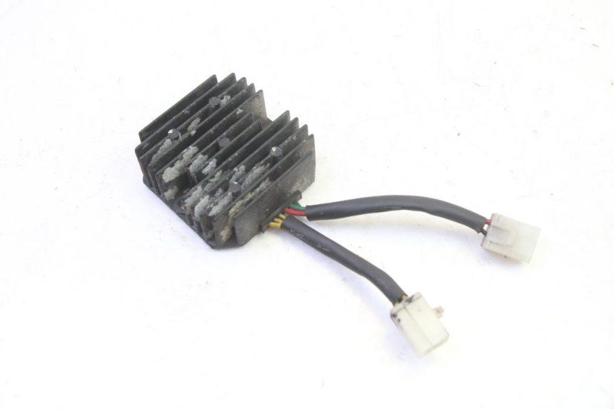 photo de REGLER LICHTMASCHINE KYMCO GRAND DINK 125 (2008 - 2014) - Zoom auf Gebrauchszustand