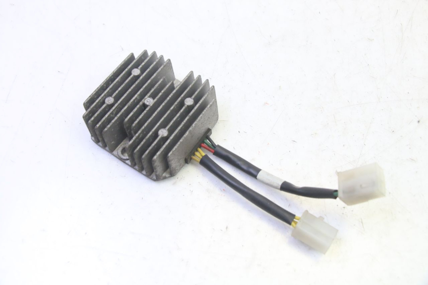 photo de REGLER LICHTMASCHINE KYMCO GRAND DINK 125 (2002 - 2007) - Detailansicht des Bauteils