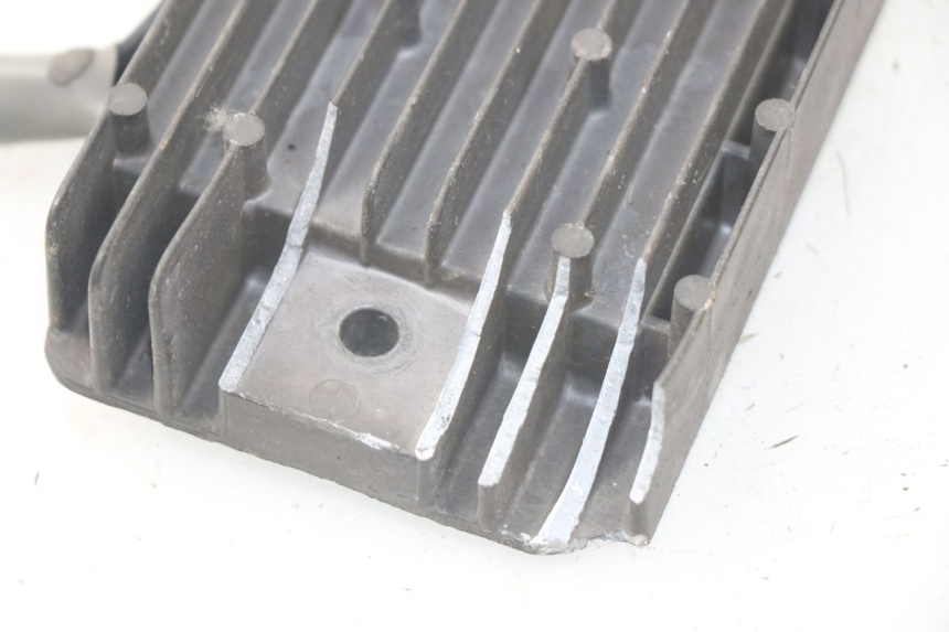 photo de REGLER LICHTMASCHINE SUZUKI GSX-R GSXR 600 (2001 - 2003) - Gesamtansicht des Produkts