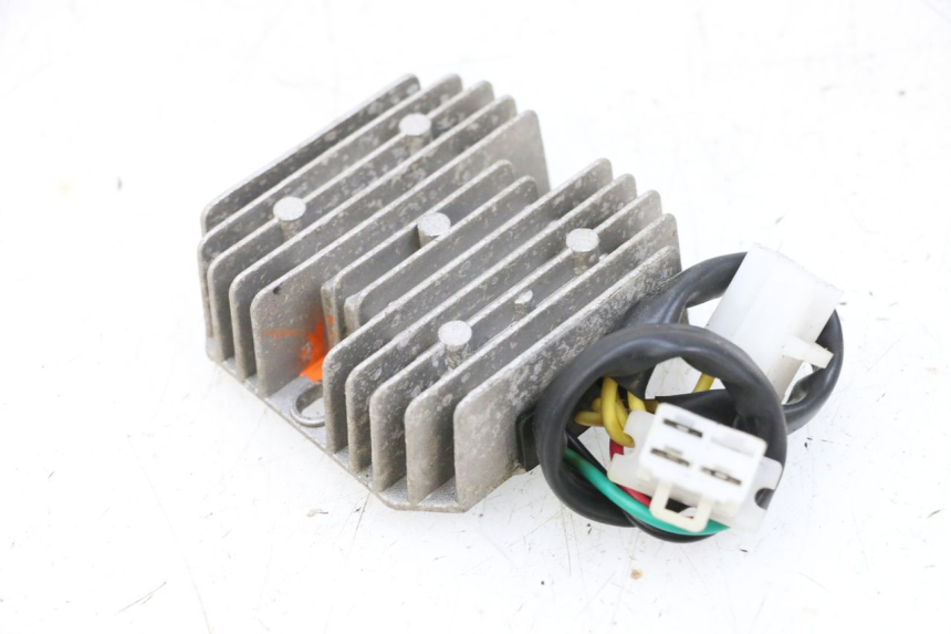 photo de REGLER LICHTMASCHINE JM MOTORS GTS 125 (2015 - 2019) - Technische Nahaufnahme