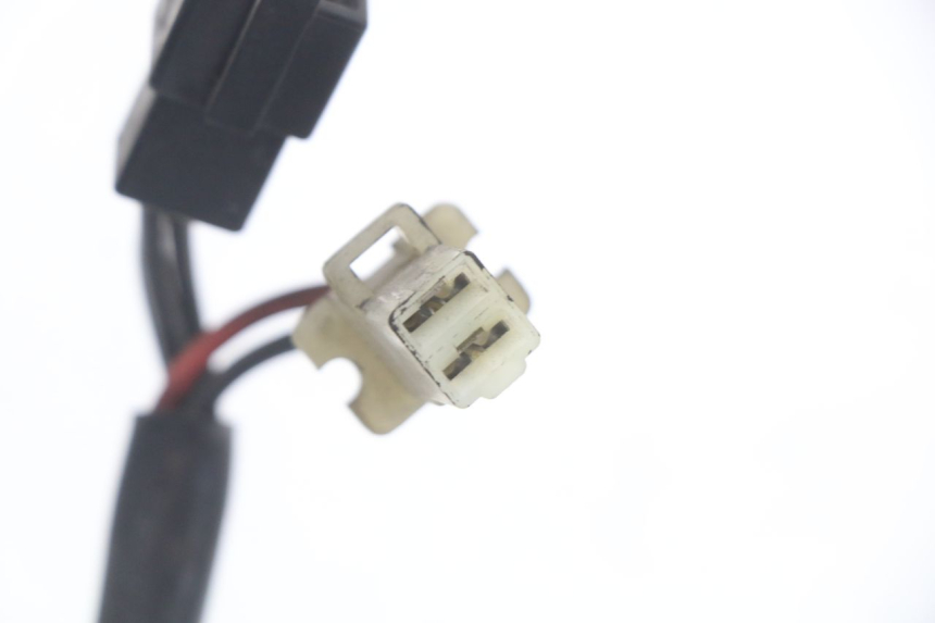 photo de REGLER LICHTMASCHINE SUZUKI GZ MARAUDER 125 (1998 - 2004) - Technische Nahaufnahme