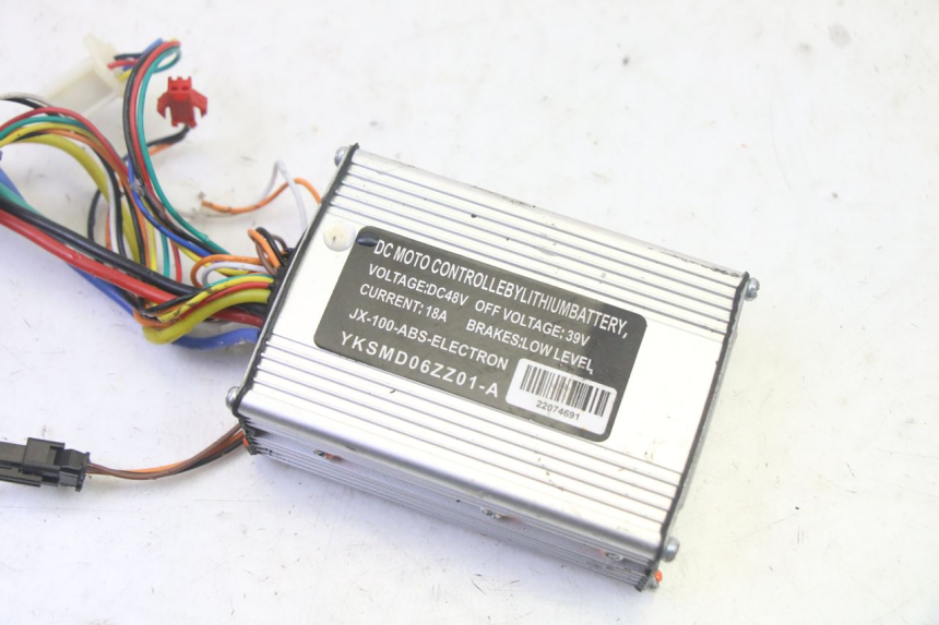 photo de REGLER LICHTMASCHINE HITWAY H5 1 - Detailansicht des Bauteils