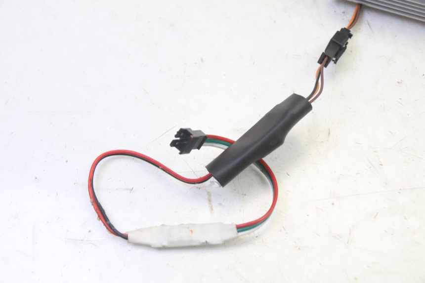 photo de REGLER LICHTMASCHINE HITWAY H5 1 - Details der Befestigungspunkte