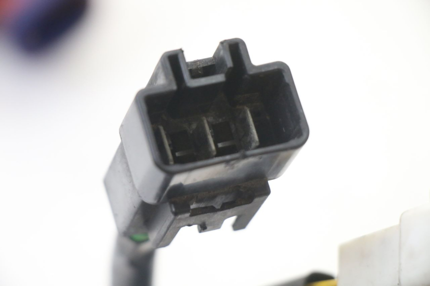 photo de LICHTMASCHINENREGLER HONDA FES S-WING SWING ABS 125 (2007 - 2015) - Details der Befestigungspunkte