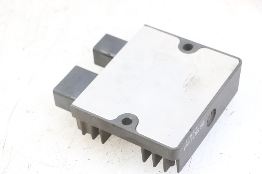 photo de REGLER LICHTMASCHINE HONDA SH i 300 (2015 - 2020) - Detailansicht des Bauteils