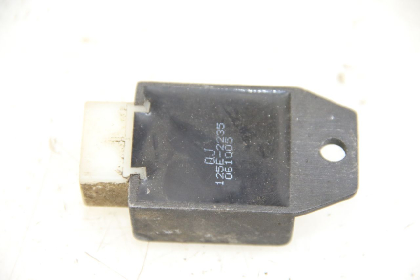 photo de REGLER LICHTMASCHINE KEEWAY HURRICANE 50 (2006 - 2019) - Zoom auf Gebrauchszustand