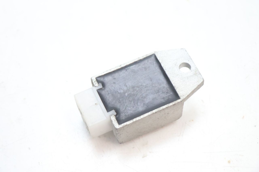 photo de REGLER LICHTMASCHINE KEEWAY HURRICANE 50 (2006 - 2019) - Alternative Perspektive